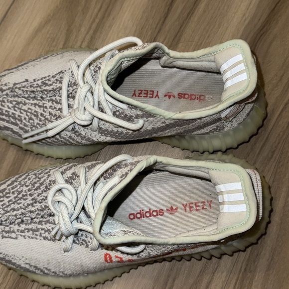 Yeezys - Blue tints - Picture 4 of 5
